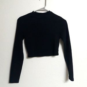 Long sleeve crop top